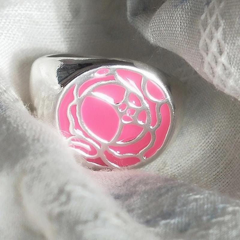 Red Rose Signet Ring, Revolutionary Style Anime Gift, Black Enamel Duelist Band
